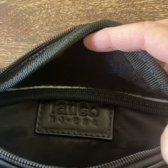 Latico Black Leather Fanny Pack/Sling bag - Picture 6 of 12
